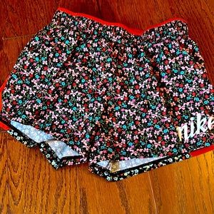 Nike, kids, flowers